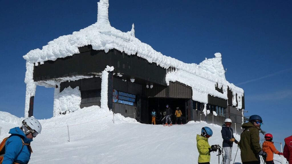 The top of the Summit Lift at Mt Bachelor.