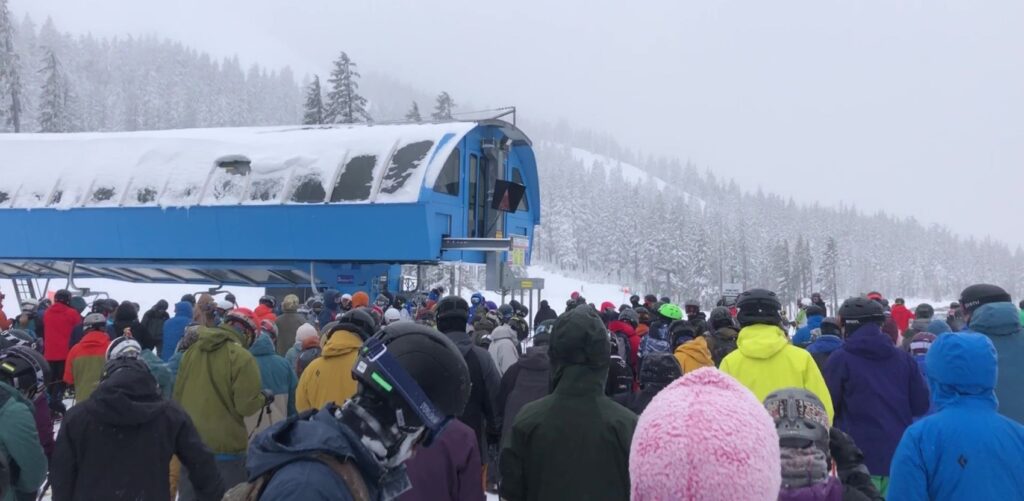 A long lift line at Mt. Bachelor Ski Resort.