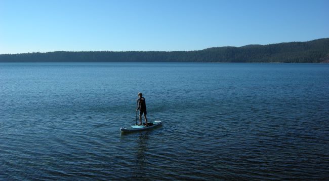 Paddleboarding at Paulina Lake