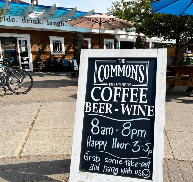 Commons Cafe and Taproom Bend