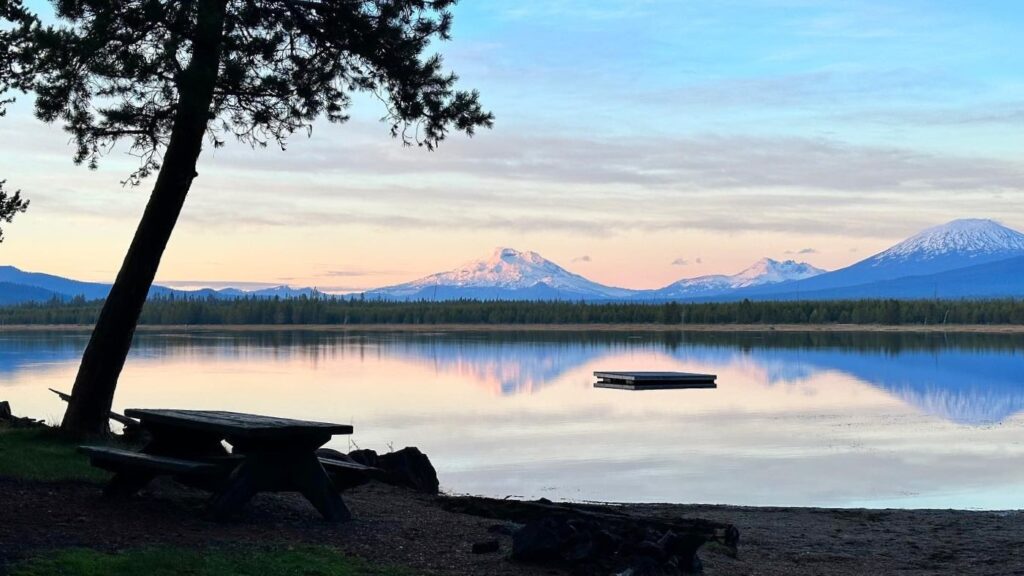 Mountain views from Craine Prairie Reservoir near Bend.