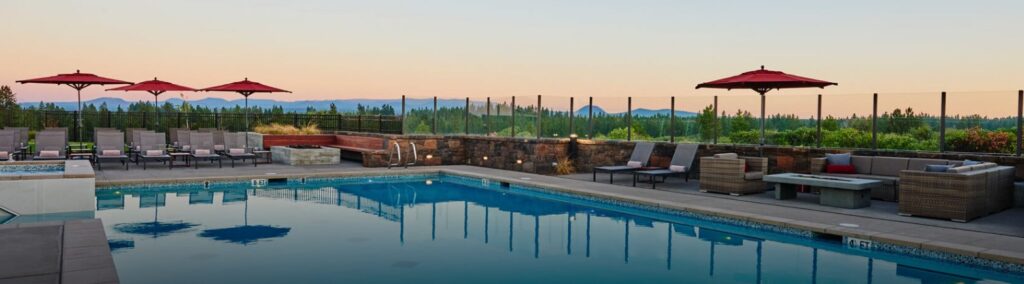 Tetherow Resort Pool Bend Oregon