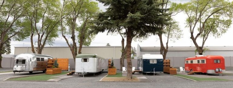 15 Best Places to Stay in Bend Oregon: Local's Guide 2025 (+Map)