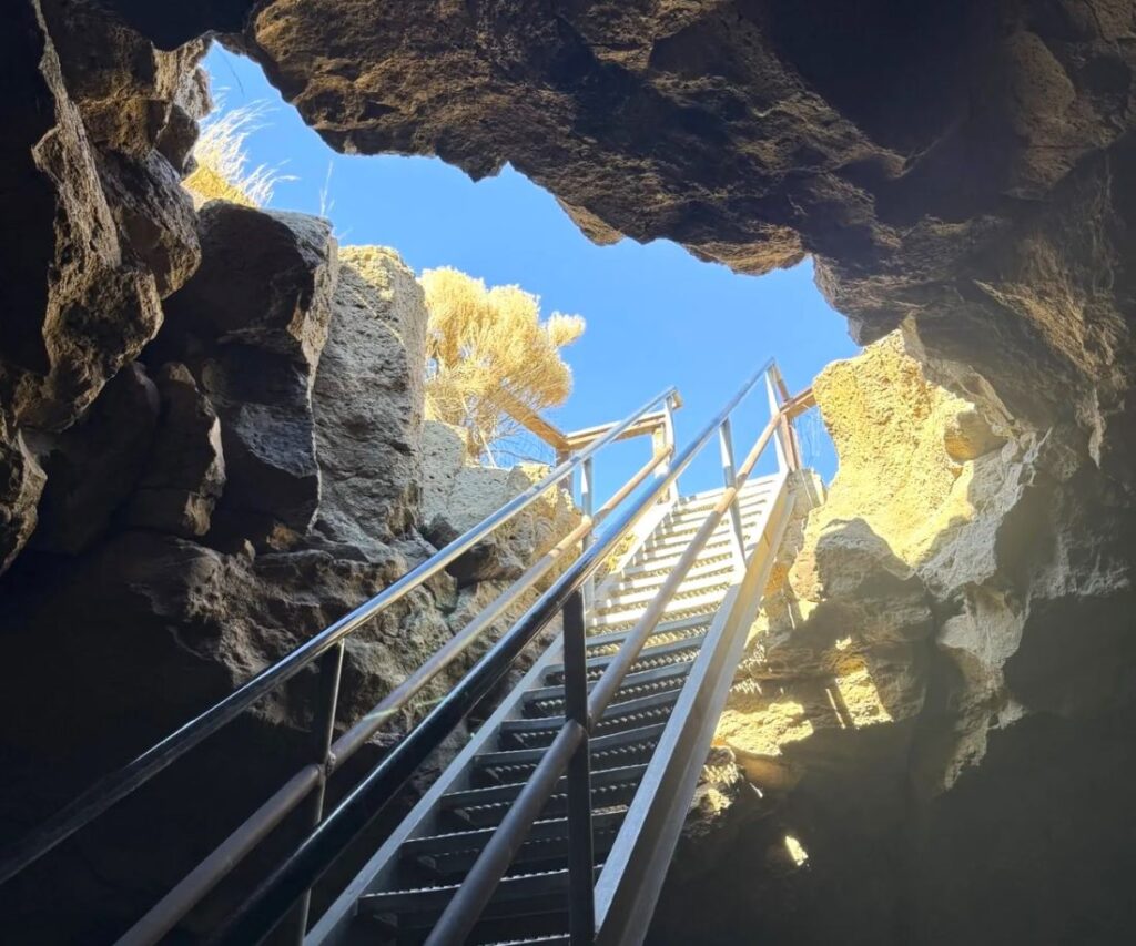 The staircase entrance at Boyd Cave.