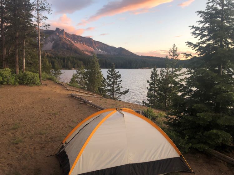 Camping at Paulina Lake