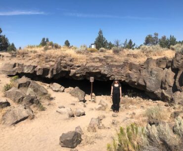 An entrance to one of the Redmond Caves Oregon.