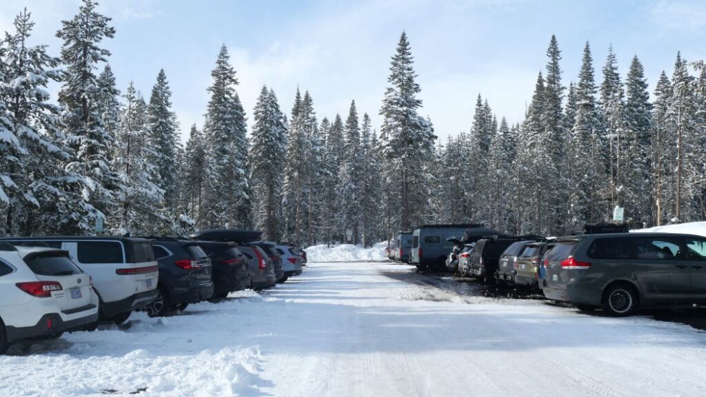 The parking lot at Virginia Meissner Sno-Park.