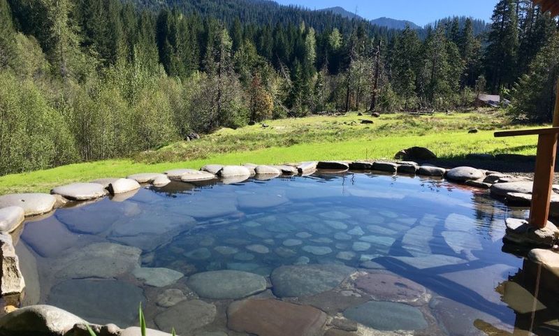 Breitenbush Hot Springs