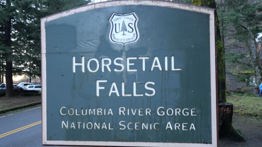 Horsetail Falls signage.