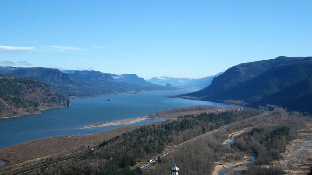 Views looking north from the Columbia Gorge Vista house.