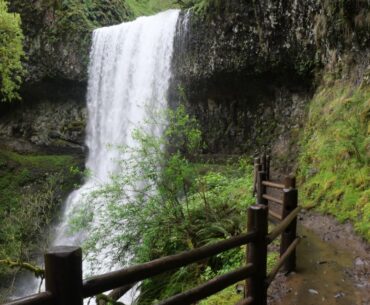 The Canyon Trail going behind Lower South Falls.