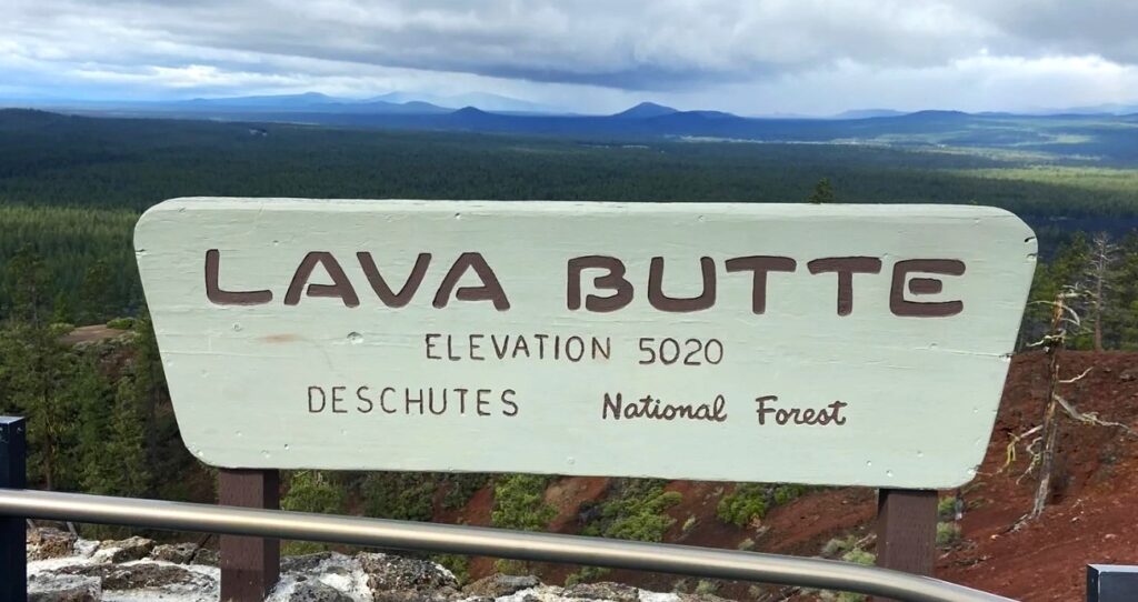 Signage at Lava Butte.