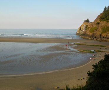 Views of Agate Beach and part of Yaquina Head.