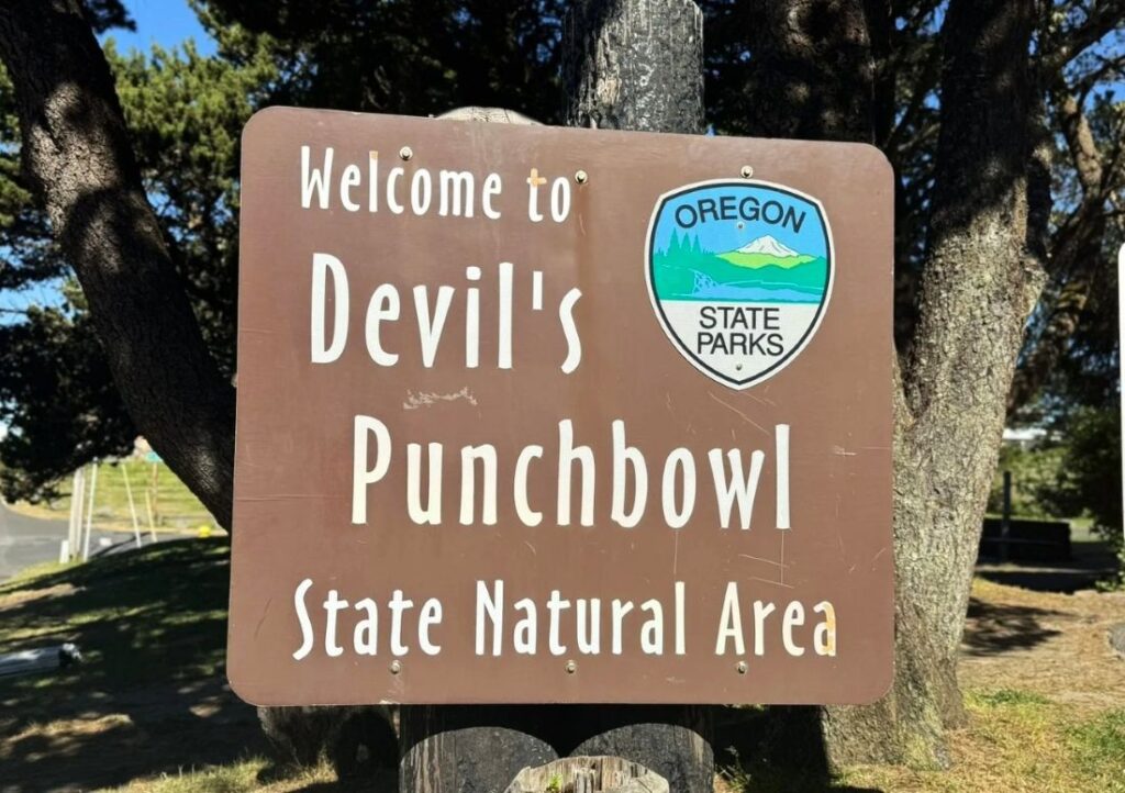 Signage at the entrance to Devil's Punchbowl State Natural Area.